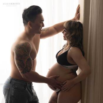 35Weeks-Shoot23-041924-MaternityPhotographyPhoenix-1L88Per-1200x2-021A6520-Edit