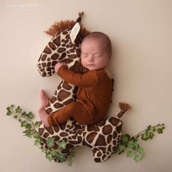 10do-9lbs-NewbornPhotographyPhoenix-1L60Per-1200x2-2B1A9523-Edit