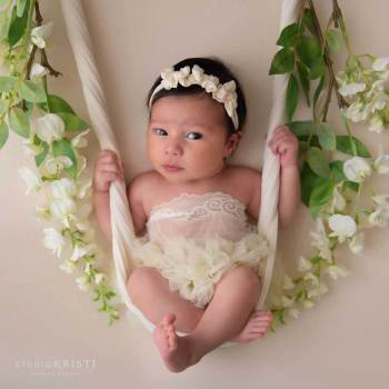 20do-9lbs-Swing-PhoenixNewbornPhotography-1L58Per-1200x2-2B1A8491-Edit