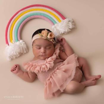 0-34do-10lbs-Easter-PhoenixNewbornFamilyPhotography-1L100Per-2000x2-2B1A5168-Edit