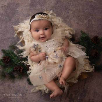 3mo-13lbs-3MoMilestonePhotographyPhoenix-1L88Per-1200x2-2B1A4591-Edit