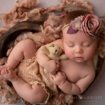 77do-13lbs-NewbornPhotographyPhoenix-1L46Per-1200x2-Edit